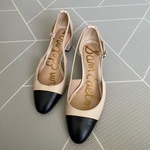Sam Edelman
Leah Cap Toe Pumps